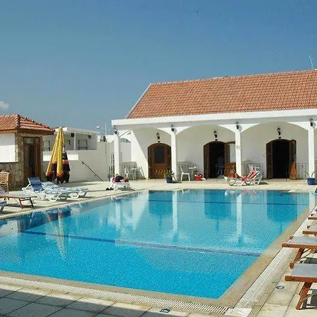 Sammy's Kyrenia Boutique & Pool Кирения