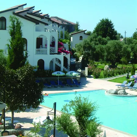 Sammy's Kyrenia Boutique & Pool Отель