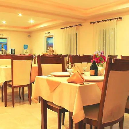 Sammy's Kyrenia Boutique & Pool 凯里尼亚